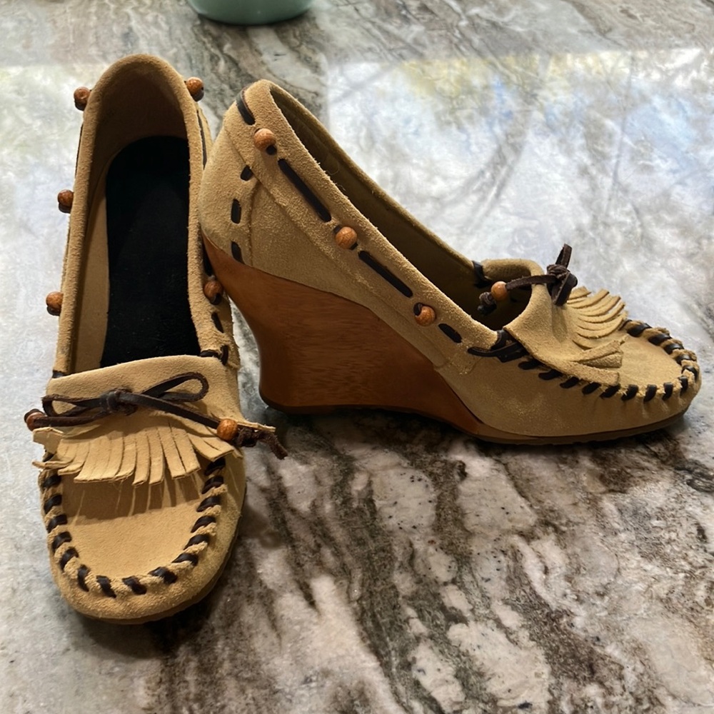 LIKE NEW Sam Edelman Suede Moccasin Wedge- 8.5